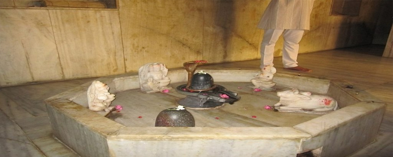 Narmadeshwar Mahadev Mandir 